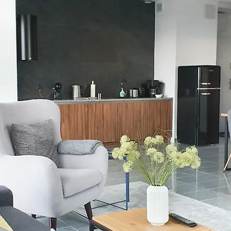 Capital - Towarowa Lägenhet