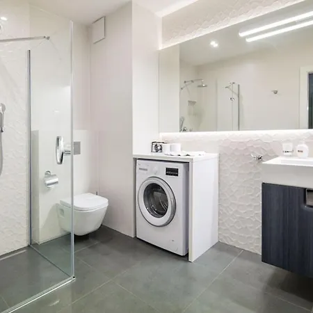 Lägenhet Capital - Towarowa Poznań