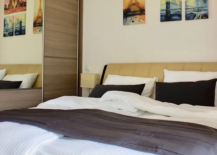 Capital - Towarowa *