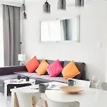 Capital - Towarowa Apartment