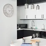 Capital - Towarowa Apartment Poznan