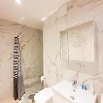 Capital - Towarowa Apartment
