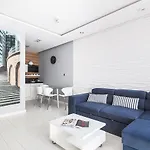 Capital - Towarowa Apartment *