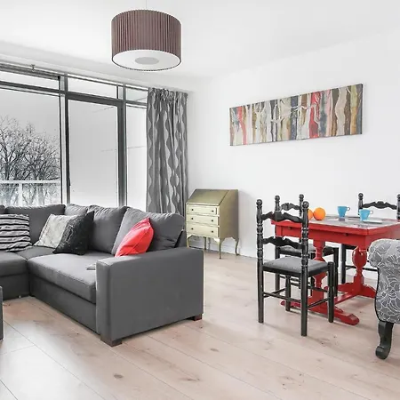 Capital - Towarowa 아파트