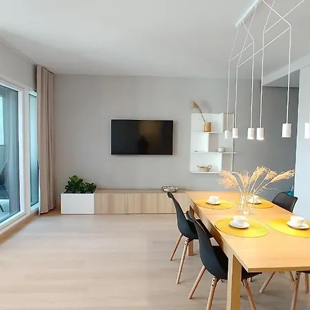Capital - Towarowa Apartman *