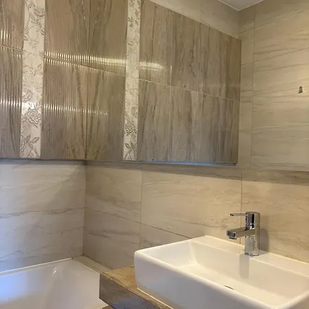 Capital - Towarowa Apartamento