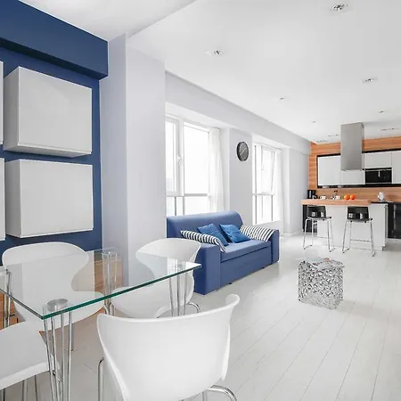 Capital - Towarowa 아파트 *