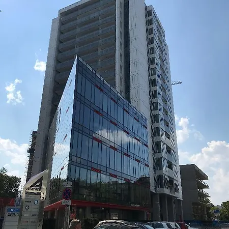 Capital - Towarowa Apartman *