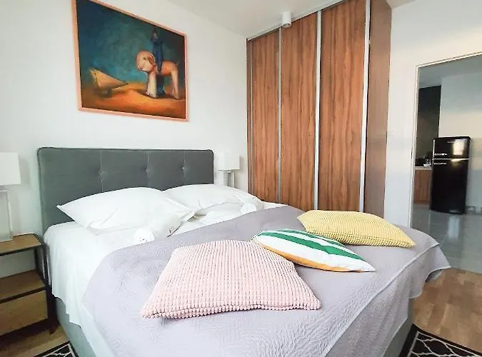 Capital - Towarowa Poznań