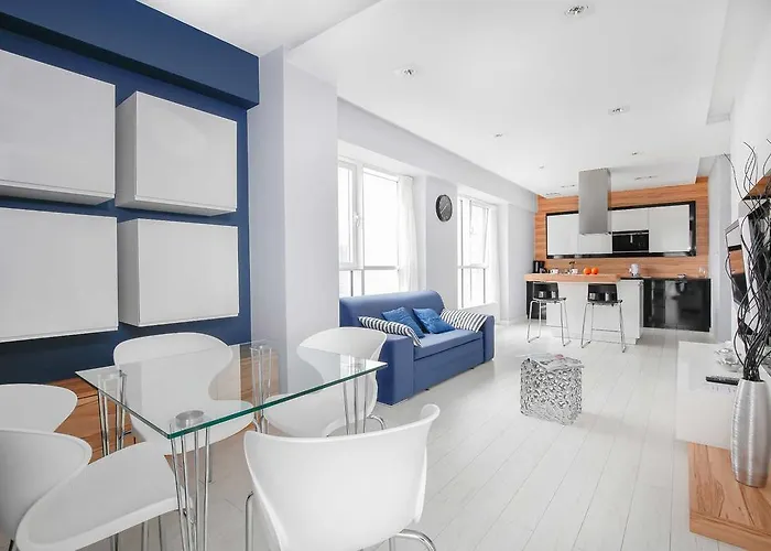 Capital - Towarowa Apartment *